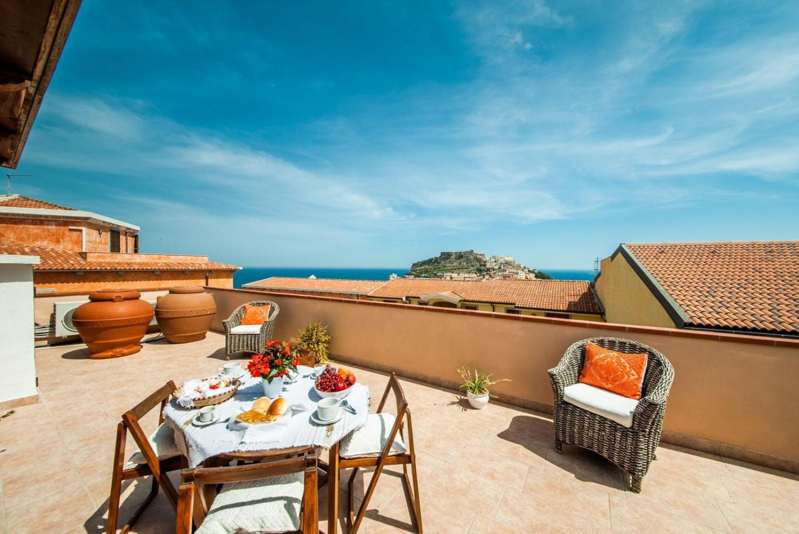 La Casa Di Mannazzotta 2 Bed & Breakfast Castelsardo Exterior photo